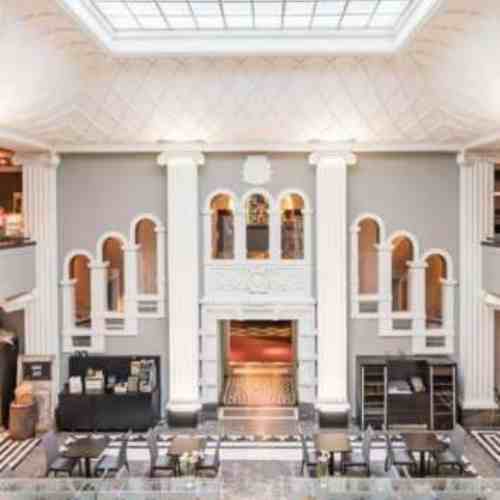 Radisson Blu Plaza Hotel​